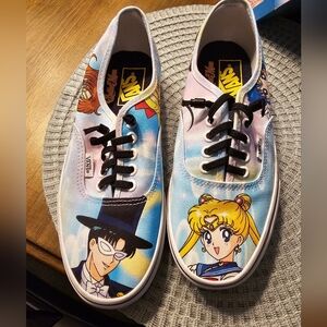Brand new in box Sailor Moon Vans size 8